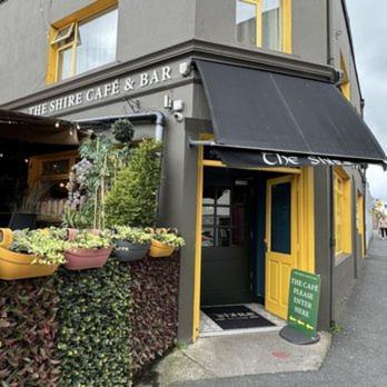 The Shire Accommodation Cill Airne Exteriör bild